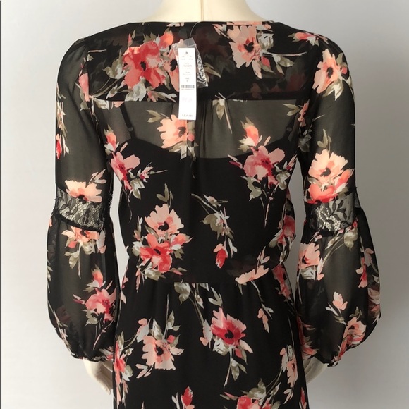 NWT WHBM Romantic Floral Print Dress.. Size 0 - Picture 15 of 15